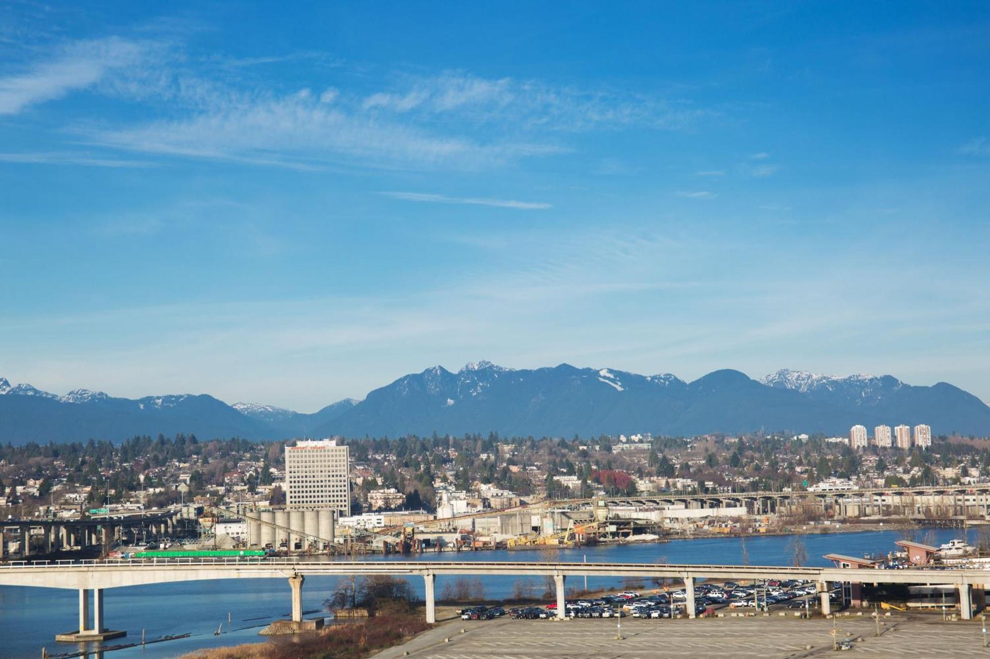 The Westin Wall Centre, Vancouver Airport Richmond Exterior photo