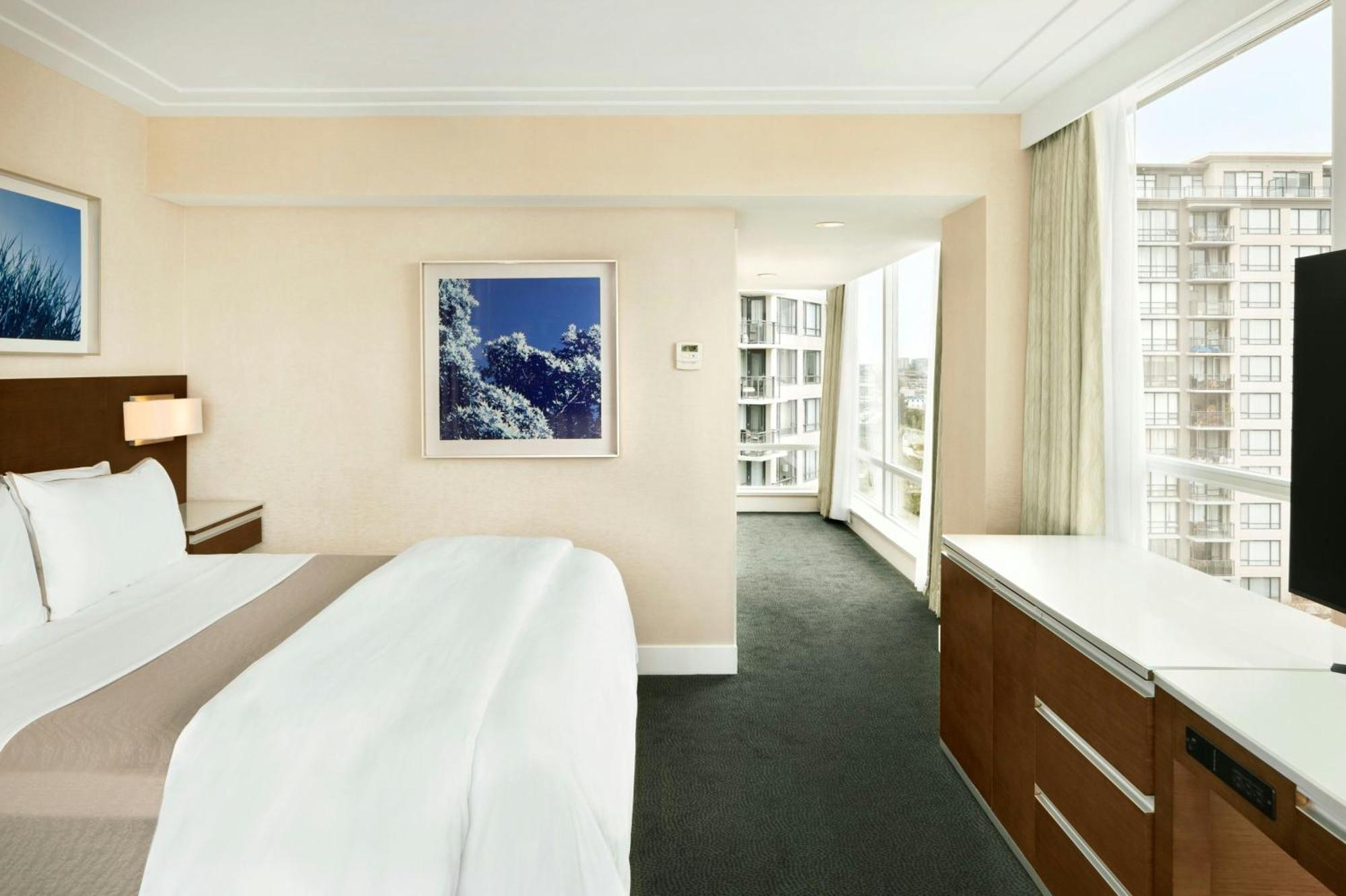 The Westin Wall Centre, Vancouver Airport Richmond Exterior photo